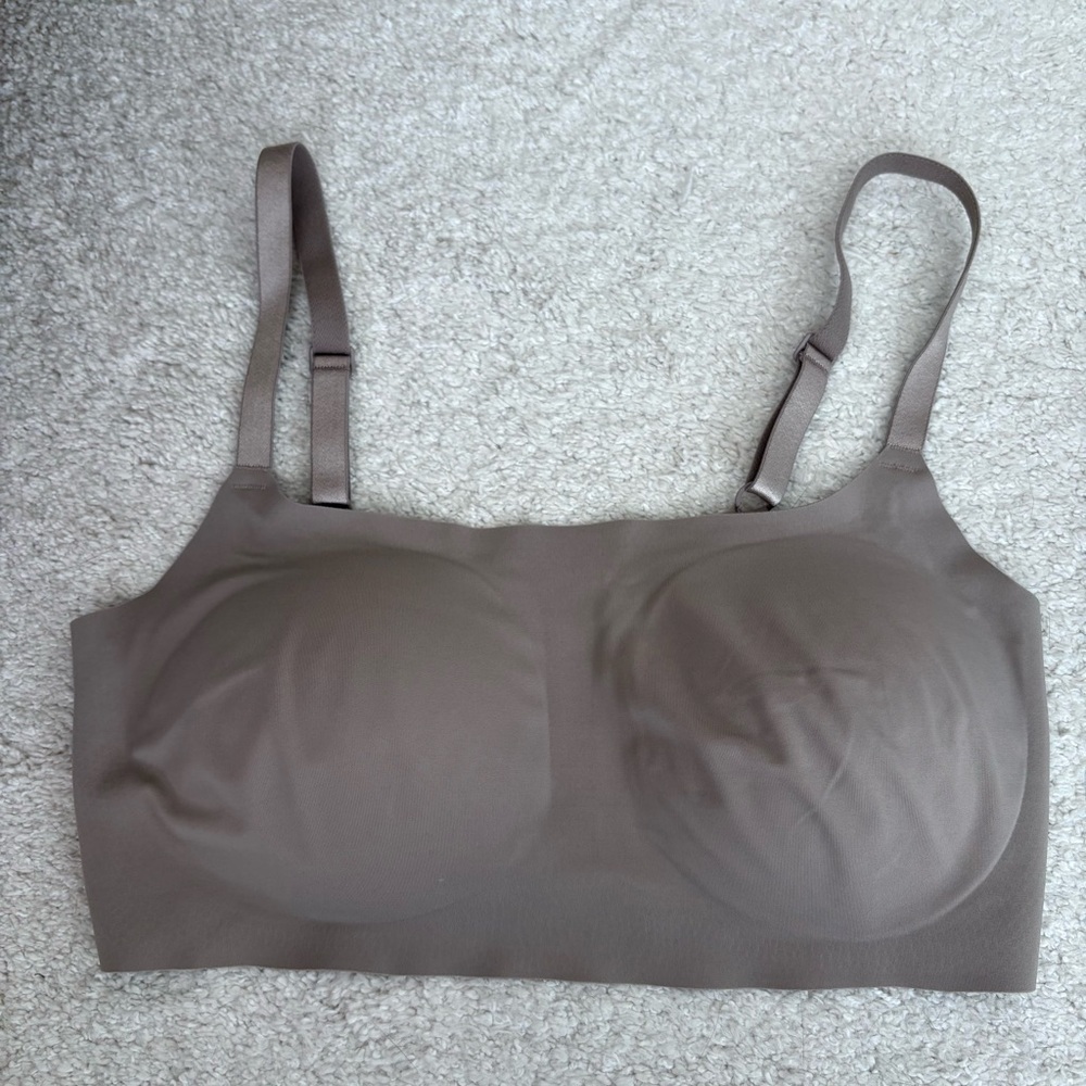 True & Co. Scoopneck Seamless Gray Beige Bralette
